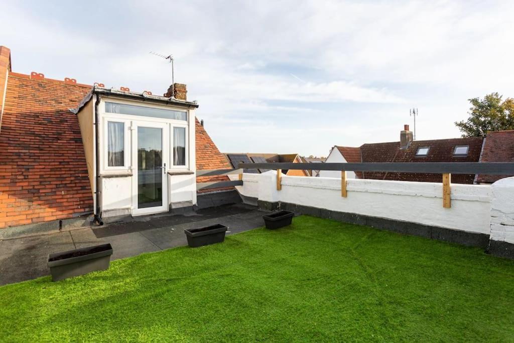 2 Bed Apartment Near The Beach Southend-on-Sea Buitenkant foto