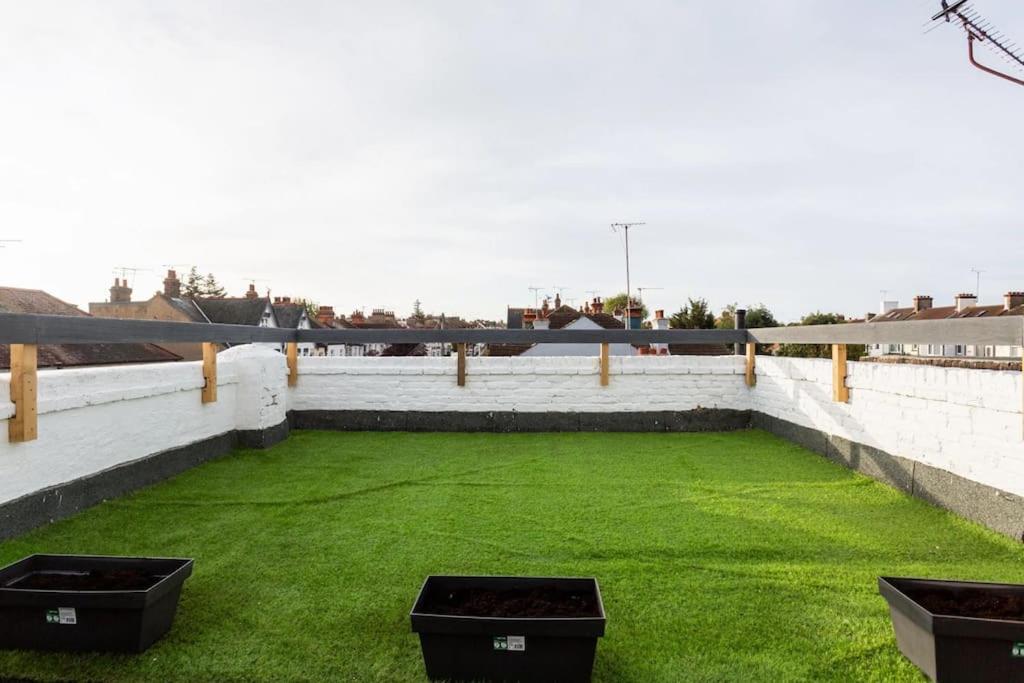 2 Bed Apartment Near The Beach Southend-on-Sea Buitenkant foto